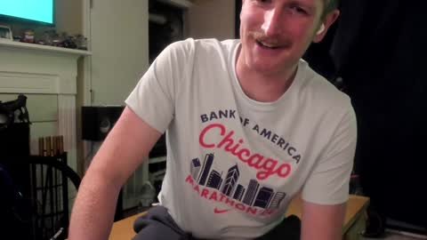 Liam online show from 01-04-25, 01:21