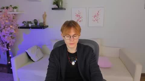 LIAM online show from 03-25-26, 05:13