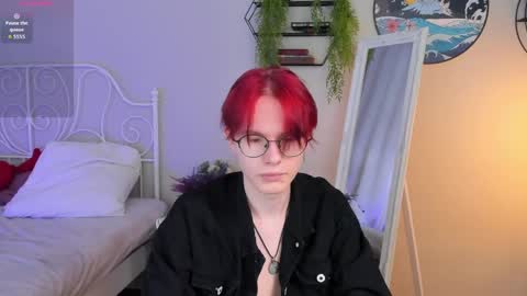 Snapshot of liam_blair chatting on 05-10-26, 05:34 LIAM online show from 05-10-26, 05:34