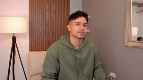 Snapshot of liam_colliins chatting on 01-07-25, 11:26 Liam Collins online show from 01-07-25, 11:26