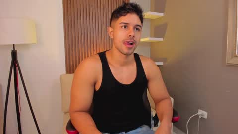 Snapshot of liam_colliins chatting on 01-10-25, 11:43 Liam Collins online show from 01-10-25, 11:43