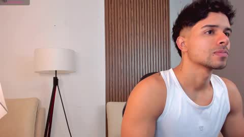 Snapshot of liam_colliins chatting on 02-24-25, 11:32 Liam Collins online show from 02-24-25, 11:32