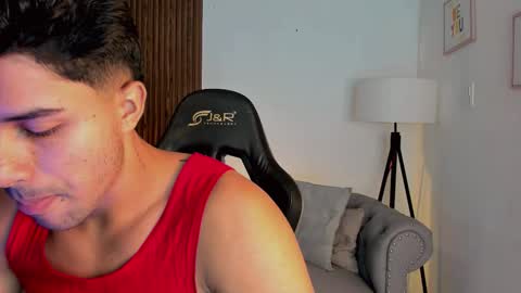 Snapshot of liam_colliins chatting on 09-18-25, 11:45 Liam Collins online show from 09-18-25, 11:45