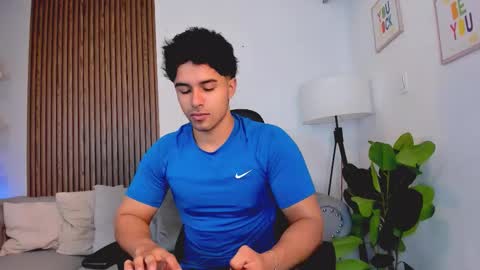 Liam Collins online show from 11-11-25, 11:54