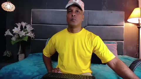 Liam online show from 11-18-25, 07:29