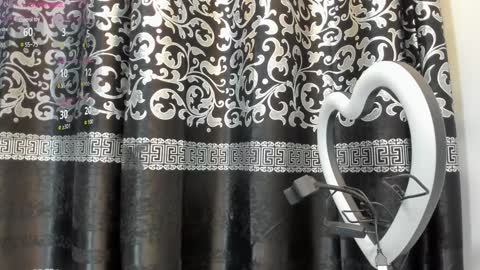 LIAM KLEIN online show from 01-17-25, 11:27