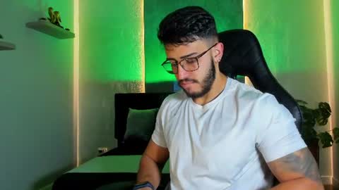 LIAM KLEIN online show from 06-30-26, 11:22