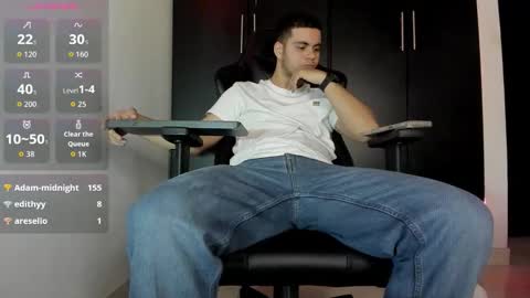 Snapshot of liam_mateo_ chatting on 01-13-26, 04:29 Liam online show from 01-13-26, 04:29