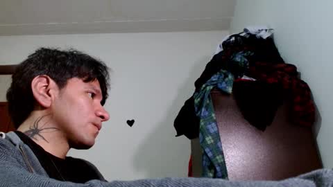 Snapshot of liam_of_the_wind chatting on 10-02-25, 11:45 Liam online show from 10-02-25, 11:45