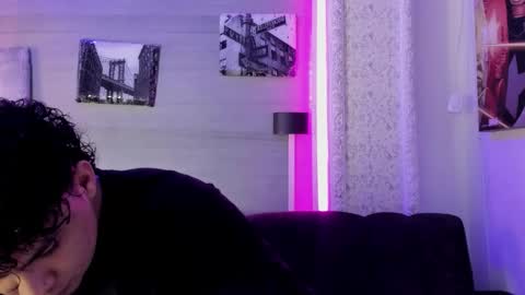 liam online show from 10-21-25, 12:39