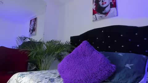 Snapshot of liam_saint chatting on 04-27-26, 02:15 Call me Lian online show from 04-27-26, 02:15