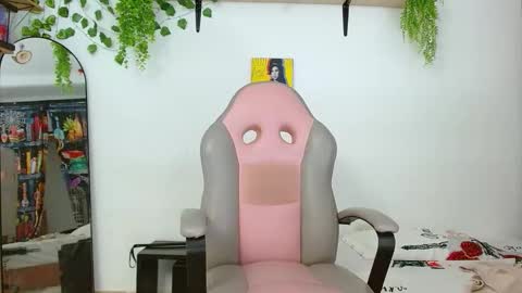 Snapshot of liam_xul chatting on 09-25-25, 06:00 liamxul online show from 09-25-25, 06:00