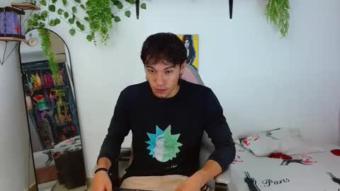 Snapshot of liam_xul chatting on 09-27-25, 06:35 liamxul online show from 09-27-25, 06:35