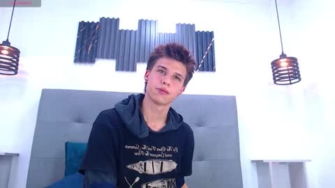 liam_york online show from 03-28-26, 07:02