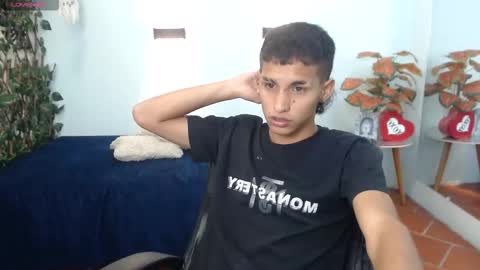 Snapshot of liamblack16 chatting on 10-12-25, 01:32 LiamBlack16 online show from 10-12-25, 01:32