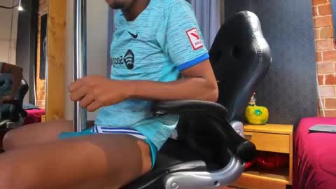 Snapshot of liambyrne chatting on 02-14-25, 10:14 Liam Byrne online show from 02-14-25, 10:14