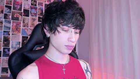 Snapshot of liamelf chatting on 01-05-25, 06:13 Liam online show from 01-05-25, 06:13