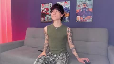 Snapshot of liamelf chatting on 12-15-25, 11:31 Liam online show from 12-15-25, 11:31