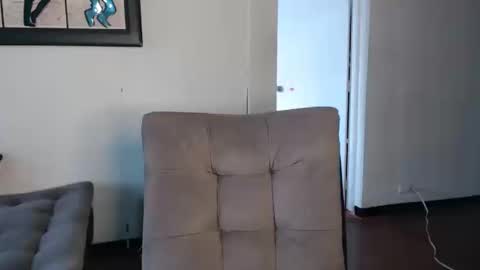 Snapshot of liamiler01_ chatting on 02-12-25, 02:32 Lia Miller online show from 02-12-25, 02:32