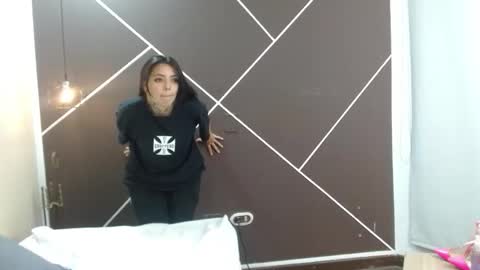 L I A M O N R O E online show from 01-16-26, 12:09