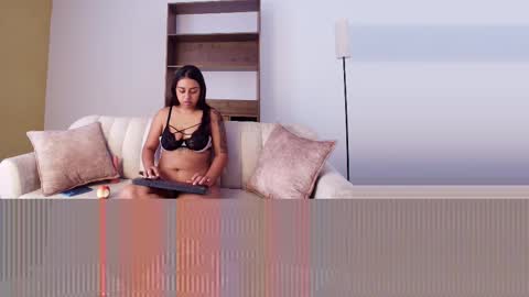 Lia online show from 10-08-25, 12:14