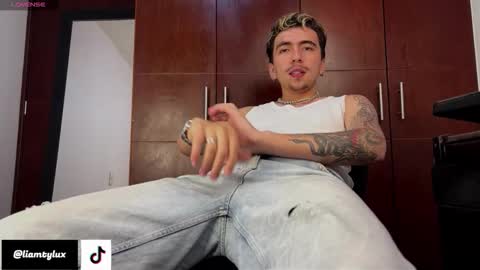 Liam online show from 10-17-25, 02:59