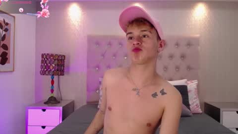 liam online show from 10-06-25, 01:41