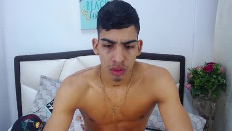 L I A M online show from 12-02-25, 10:42