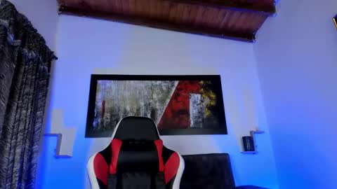 Snapshot of liamwyatt_ chatting on 12-02-25, 03:23 liamwyatt_ online show from 12-02-25, 03:23