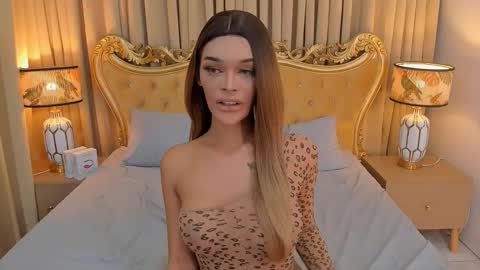 lianafoxontop online show from 10-16-25, 05:03