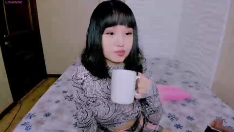 Snapshot of lianayun chatting on 11-08-25, 11:43 Liana online show from 11-08-25, 11:43