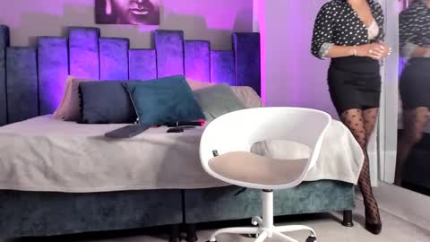 Snapshot of liannaa_ chatting on 03-11-25, 07:47 Lian online show from 03-11-25, 07:47