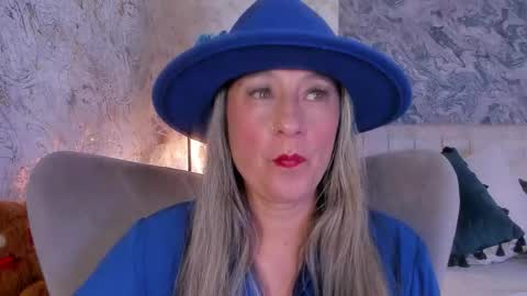 Snapshot of liannaa_ chatting on 11-05-25, 07:58 Lian online show from 11-05-25, 07:58