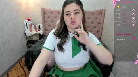 Snapshot of lianngrace chatting on 02-27-25, 08:53 Grace online show from 02-27-25, 08:53