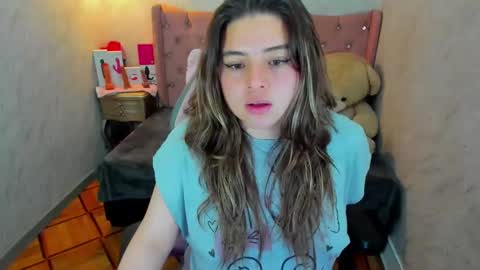 Snapshot of lianngrace chatting on 09-10-25, 02:06 Grace online show from 09-10-25, 02:06