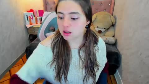 Snapshot of lianngrace chatting on 09-15-25, 02:06 Grace online show from 09-15-25, 02:06