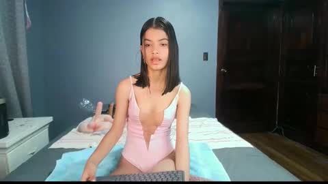 Snapshot of liaortiz69 chatting on 01-14-25, 11:27 LiaOrtiz online show from 01-14-25, 11:27