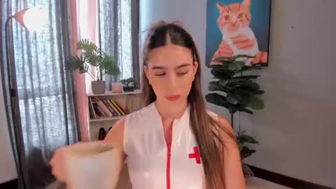 Snapshot of liapearce chatting on 07-17-26, 01:07 Lia online show from 07-17-26, 01:07
