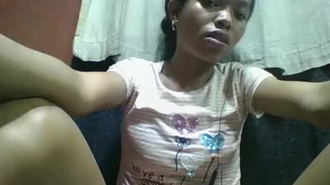 liaraisha online show from 10-21-25, 03:02