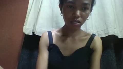 liaraisha online show from 10-22-25, 03:29