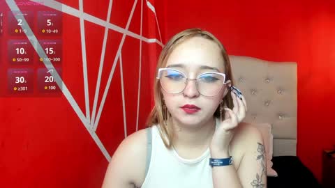 Snapshot of liaroberts1 chatting on 12-14-24, 12:12 Lia Roberts online show from 12-14-24, 12:12