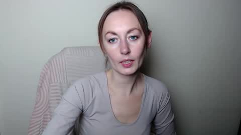 Lia online show from 03-07-26, 12:13