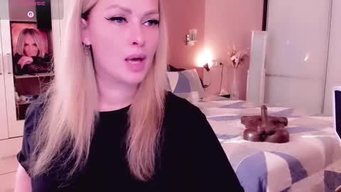 Libby online show from 09-29-25, 09:03