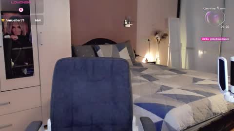 Libby online show from 10-28-25, 10:52