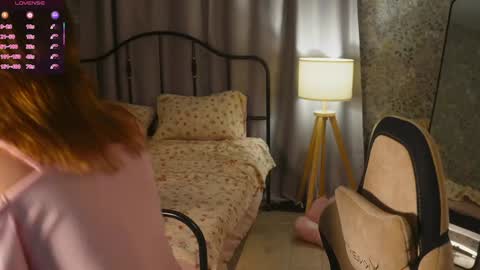 Elena online show from 09-12-25, 11:26