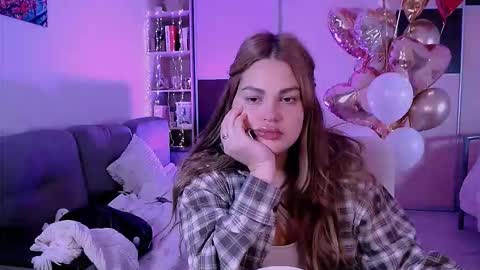 libra_mia online show from 10-19-25, 02:56