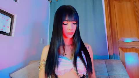 Snapshot of liccy_hall chatting on 01-16-26, 11:36 Valentina Hall online show from 01-16-26, 11:36