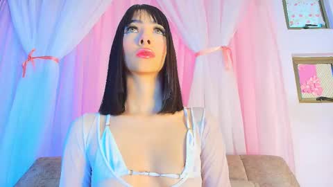 Snapshot of liccy_hall chatting on 03-12-26, 11:38 Valentina Hall online show from 03-12-26, 11:38