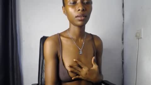 Juicy pinkpussy online show from 01-06-26, 09:24