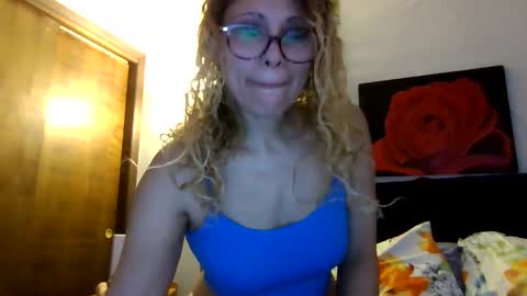 Snapshot of lickablemiami chatting on 11-14-25, 03:11 lickablemiami online show from 11-14-25, 03:11